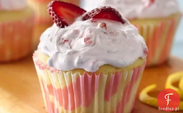 Cytrynowe babeczki z lukrem Truskawkowym