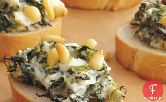 Crostini ze szpinakiem i parmezanem