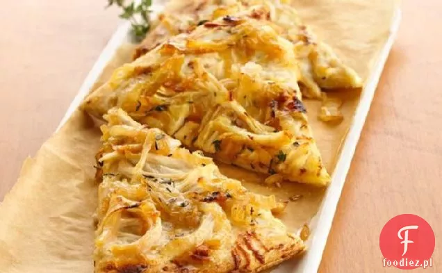 Grillowana Pizza z białego kurczaka z karmelizowaną słodką cebulą