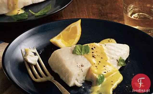Bazylia-Halibut gotowany na parze z sosem cytrynowym
