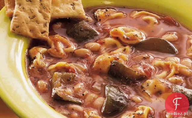 Powolne Gotowanie Włoskiego Gulaszu Tortellini