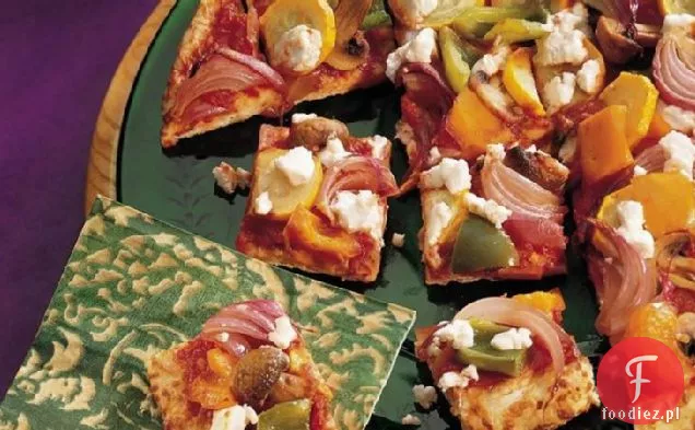 Pizza z pieczonych warzyw i koziego sera