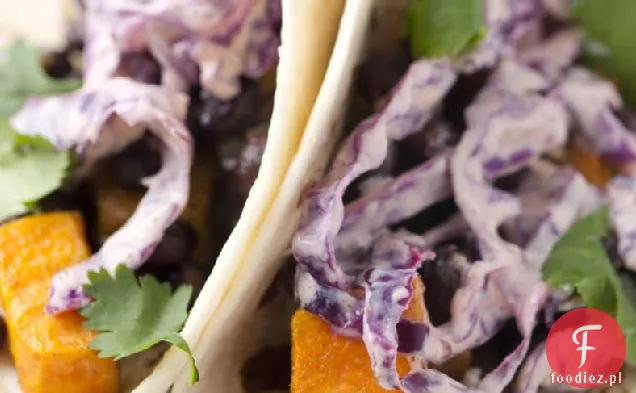 Tacos ze słodkimi ziemniakami i czarną fasolą