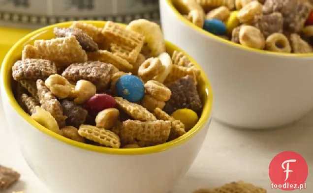 Minion Munch Chex ® Party Mix