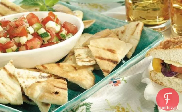 Mielona Salsa pomidorowa z grillowanymi chipsami Pita