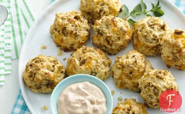 Chorizo Nuggets z kremowym dipem Salsa