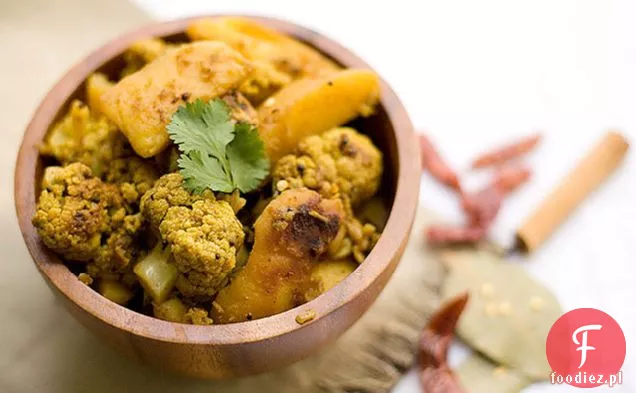 Aloo Gobhi (ziemniaki i kalafior)