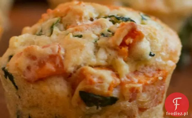 Słodkie ziemniaki, jarmuż i Feta muffinki