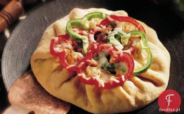 Pikantna Kiełbasa Pizza Pie