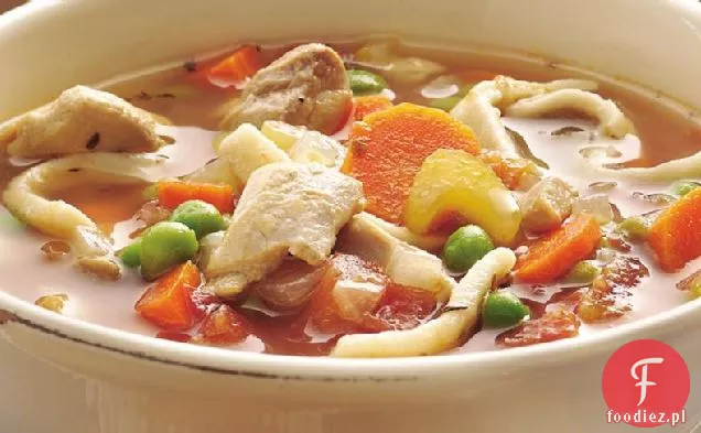 Zupa z makaronem z kurczakiem babci