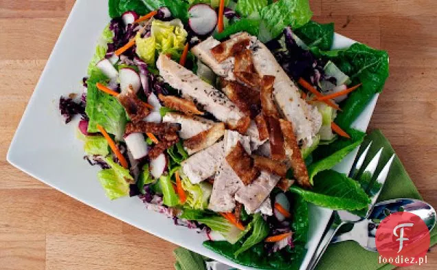 Sałatka Z Tuńczyka Z Chrupkami Wonton