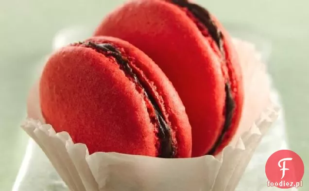 Francuskie makaroniki z gorzko-czekoladowym Ganache