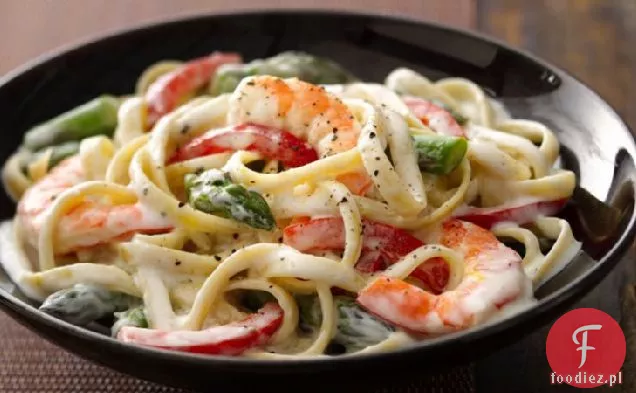 Krewetki Fettuccine Primavera