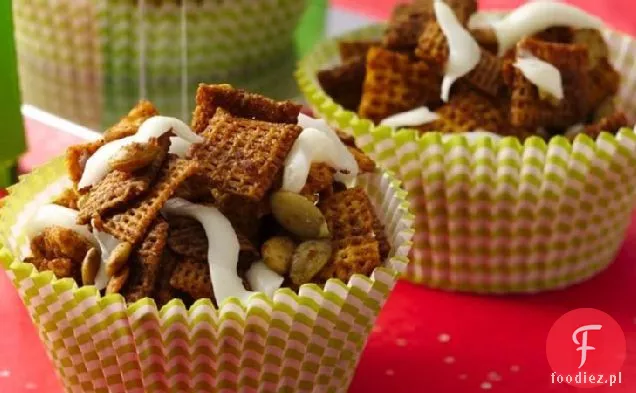 Iced Pumpkin Chex Mix