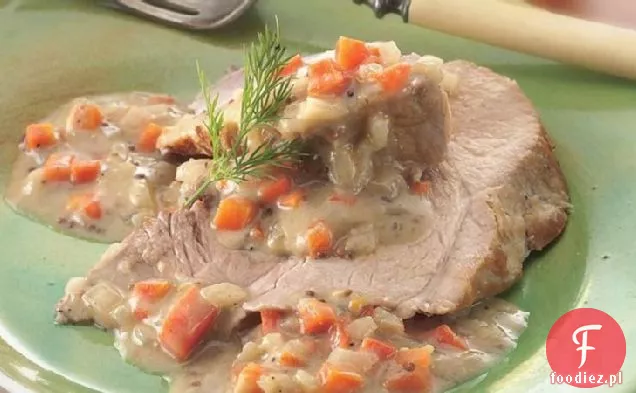 Pieczeń wieprzowa z sosem kremowo-musztardowym