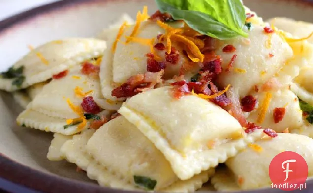 Ravioli z dyni z pomarańczą-Prosciutto Oil