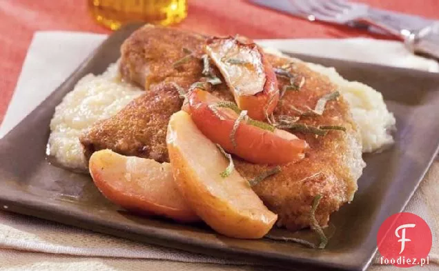 Kotlet schabowy z serem pleśniowym z jabłkami