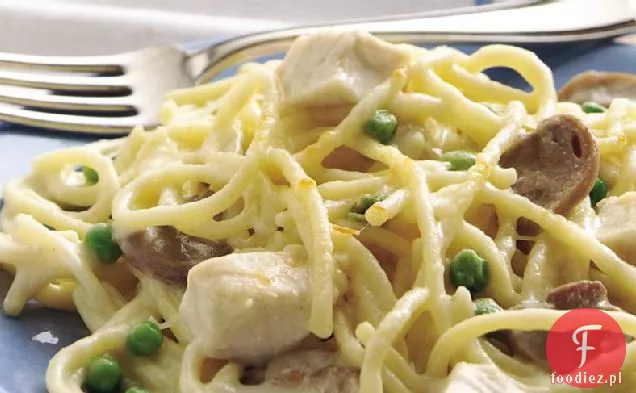 Tetrazzini z kurczaka z groszkiem