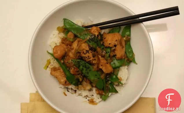 Chicken & Por Stir Fry With Snowpeas