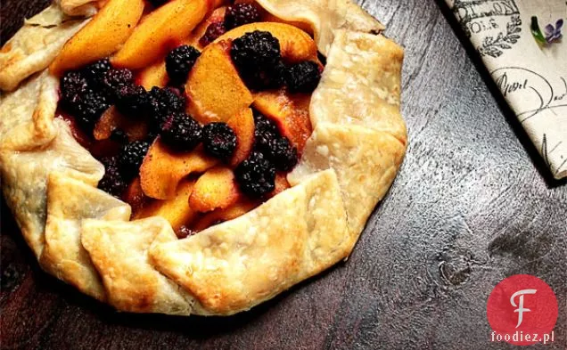 Jeżyna i brzoskwinia Galette