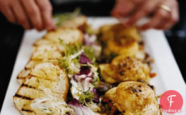 Pieczone Crottiny z Podsmażonymi grzybami