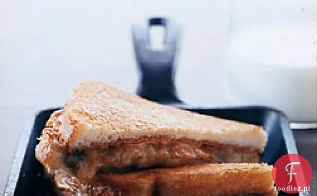 Elvis Presley ' s Hot Peanut Butter and Banana Sandwich