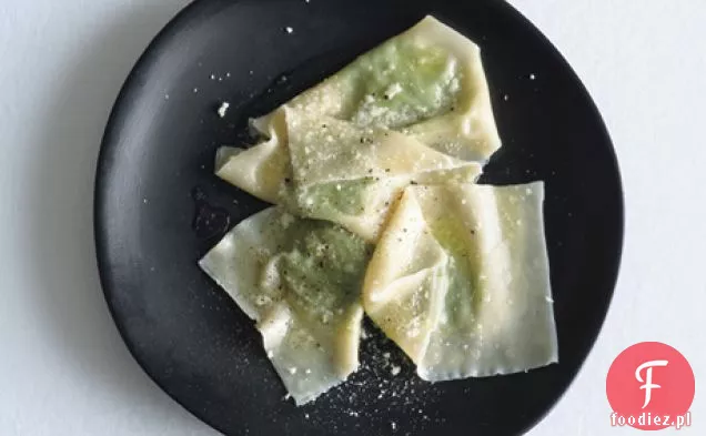 Groch i parmezan Wonton Ravioli