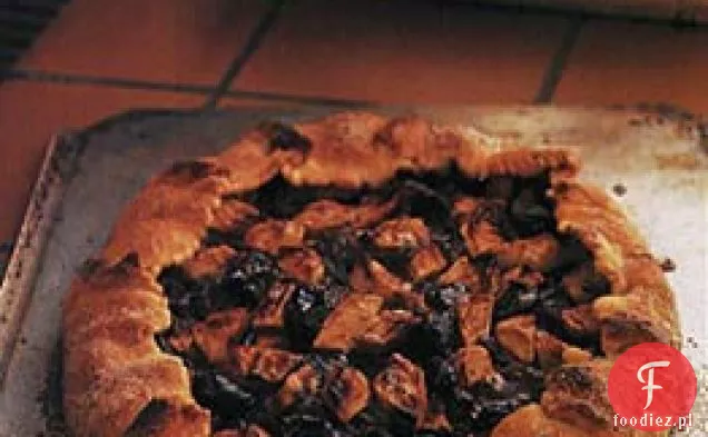 Tarta z jabłkami i śliwkami
