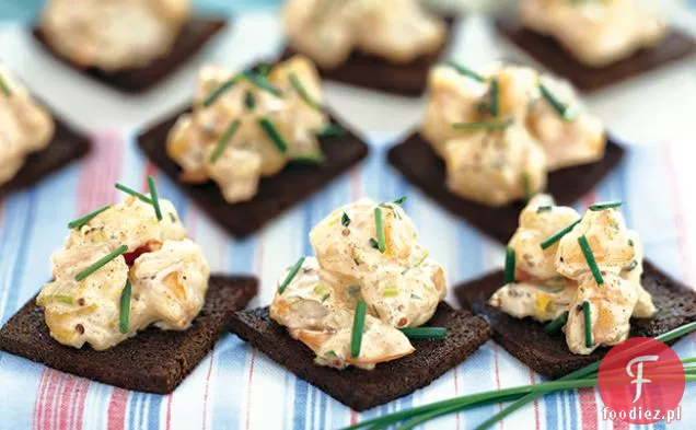 Pikantne krewetki Rémoulade na melasie-tosty z masłem