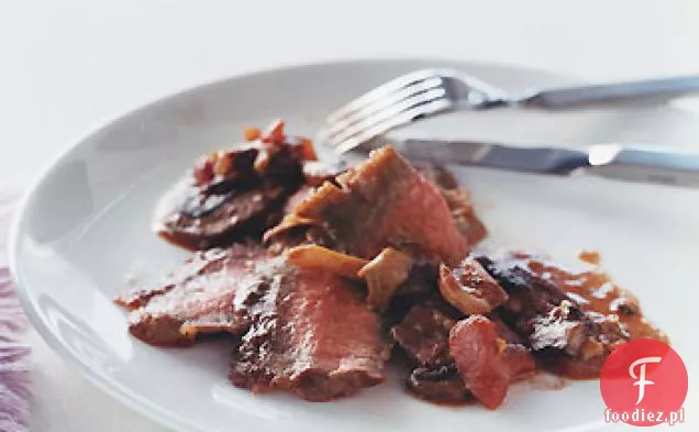 Panfried Flank stek z pieczarkami Ragoût