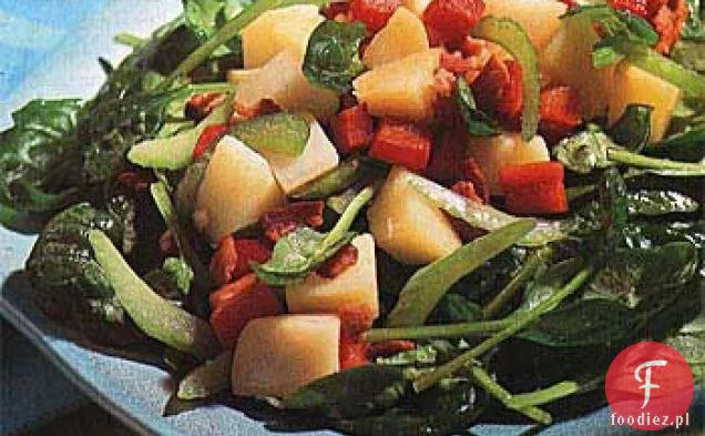 Sałatka z ziemniaków, szpinaku i czerwonej papryki z ciepłym boczkiem Vinaigrette