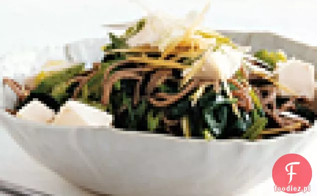 Schłodzona Soba z tofu i groszkiem cukrowym