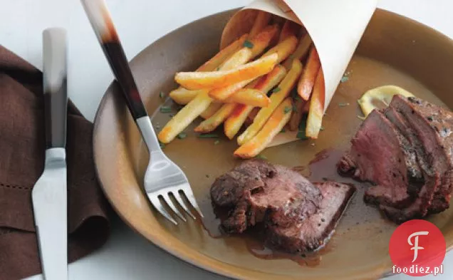 Tri-Tip stek z sosem z czerwonego wina