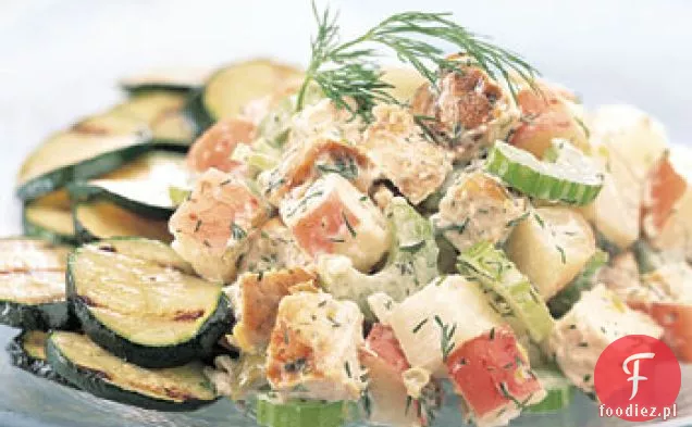 Grillowana cytrynowa Sałatka z kurczaka z dressingiem kremowym koperkowym