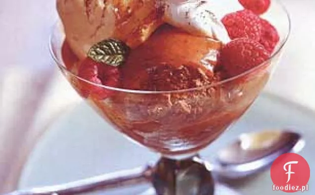 Lody lodowe Mocha z sosem kawowo-karmelowym