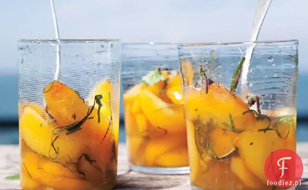 Brzoskwinie w Lillet