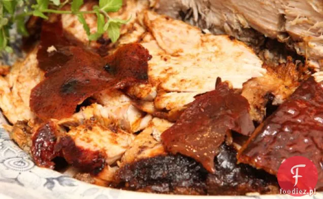 Santiago de Cuba pieczona wieprzowina marynowana w czosnkowym zielu angielskim-kminek Adobo (Cerdo Brujo)