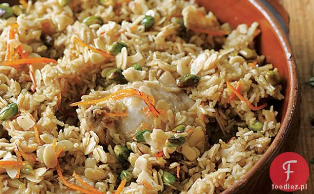Duszony kurczak i ryż z syropem z pomarańczy, szafranu, migdałów i pistacji