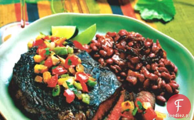 Pikantne grillowane steki Rib-Eye z wędzoną salsą warzywną