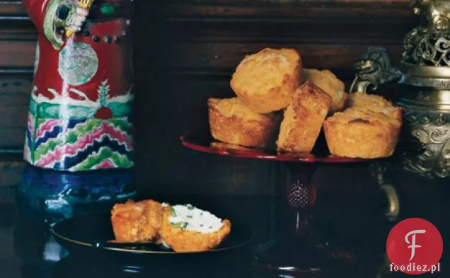 Muffinki kukurydziane Cheddar z masłem Jalapeño