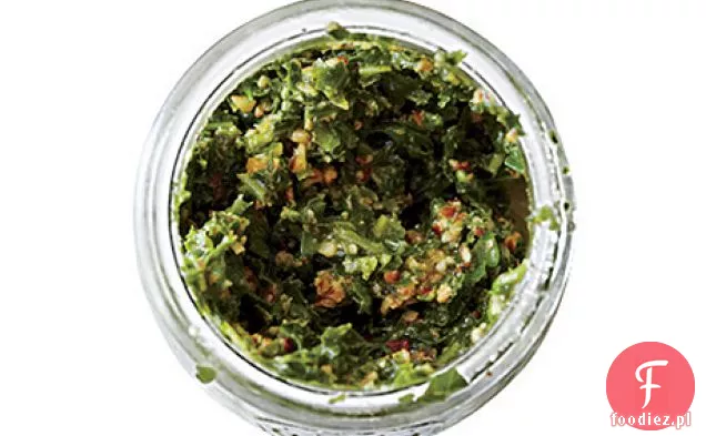 Collard i pesto z orzechów pekan