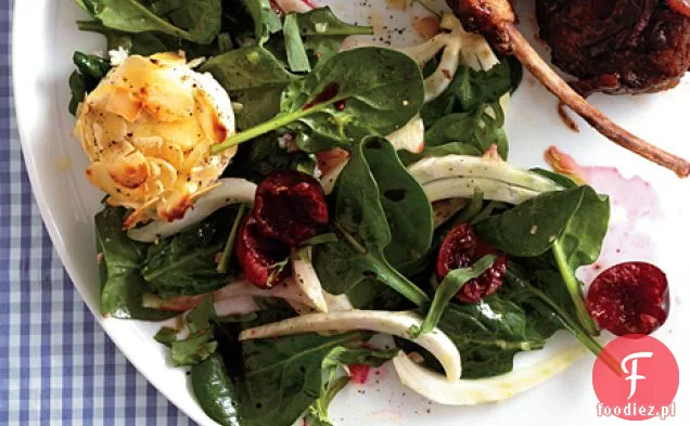 Sałatka Mesclun i wiśniowa z ciepłym kozim serem