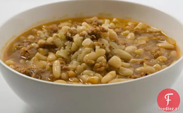 Pasta e Fagioli con Salsicce (makaron i fasola z kiełbasą)