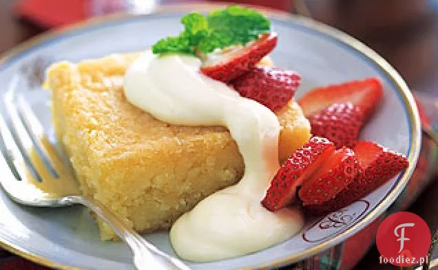 Ciasto z syropem cytrynowym z jagodami i kremem cytrynowo-twarogowym