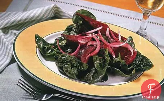 Sałatka ze szpinakiem i pieczonymi buraczkami z imbirem Vinaigrette