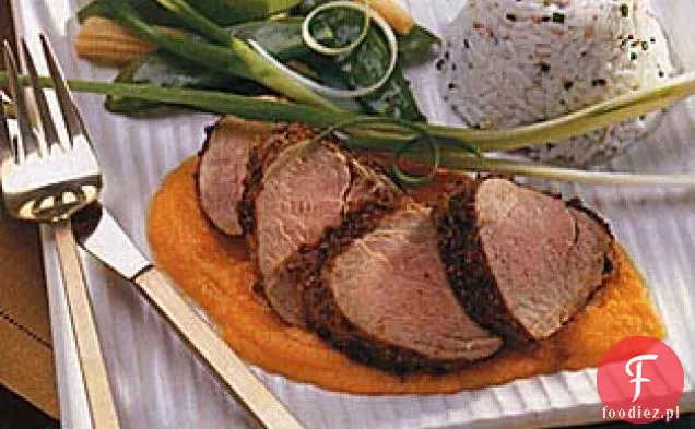 Polędwiczki wieprzowe z kolendry w sosie marchewkowo-imbirowym