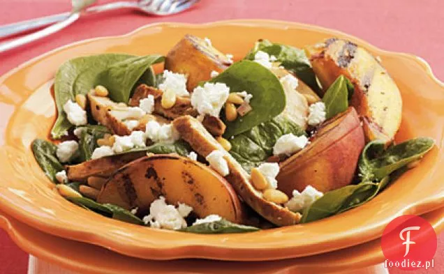 Grillowana sałatka ze szpinakiem z kurczaka i brzoskwini z Sherry Vinaigrette