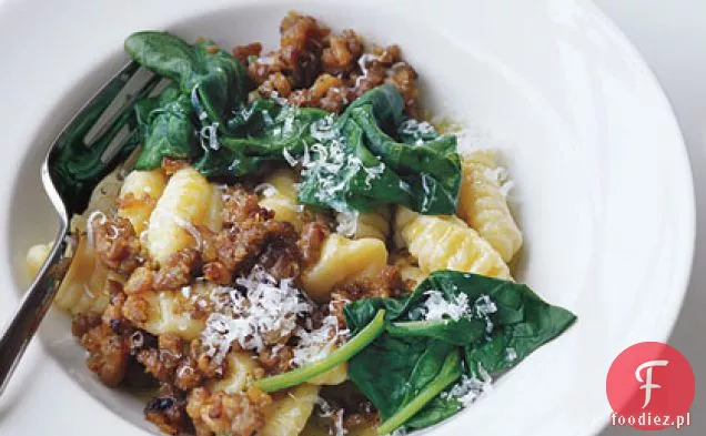 Gnocchi z kiełbasą i szpinakiem