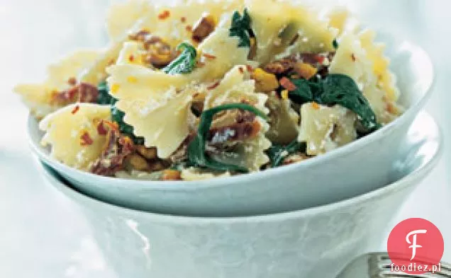 Farfalle Ze Szpinakiem, Orzechami Włoskimi I Ricottą