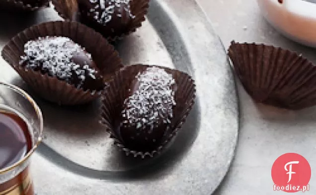 Kokosowe Nadziewane Daktyle W Czekoladzie (Surowe, Wegańskie, Bezglutenowe, Paleo)